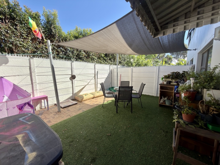 2 Bedroom Property for Sale in Flamingo Vlei Western Cape